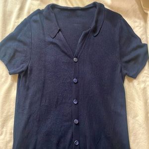 Short sleeve casual knit button up